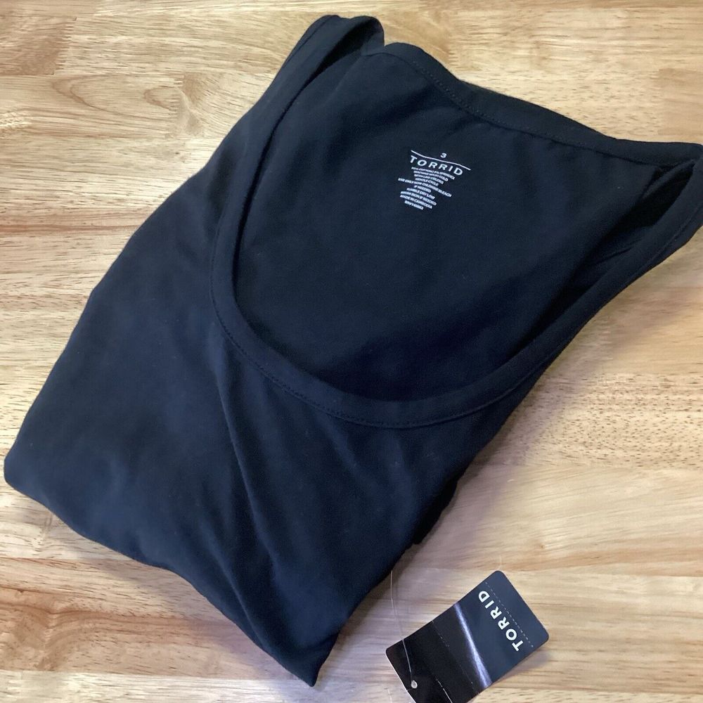 NWT  Women's‎ Torrid plus Size Black Foxy Hi-neck Tank 3X